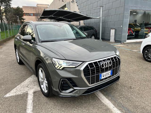 AUDI Q3 40 TFSI quattro S tronic - edition