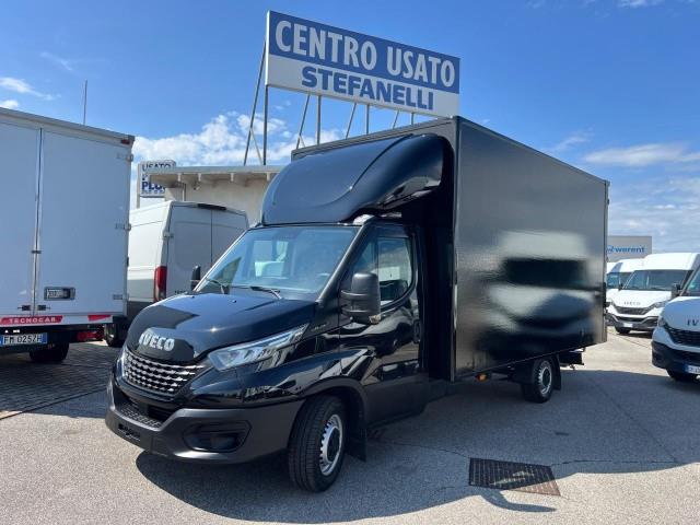 IVECO DAILY 35S16H/P BOX Daily 35C14HDV CRV BTor 2.3HPT PLM-TM-DC-RG 4p. Furg.