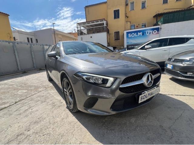 MERCEDES Classe A 180 Sport Next