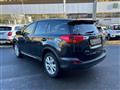 TOYOTA RAV4 2.2 D-4D 4WD Lounge