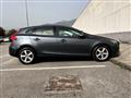 VOLVO V40 D2 Powershift Summum