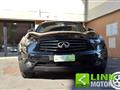 INFINITI QX70 3.0 diesel V6 AT S GARANZIA