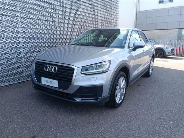 AUDI Q2 30 TDI Business