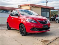 LANCIA Ypsilon 1.0 firefly hybrid Silver s&s 70cv