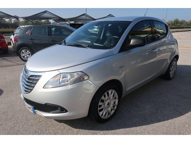 LANCIA YPSILON 1.2 8v Gold - Per Neopat.