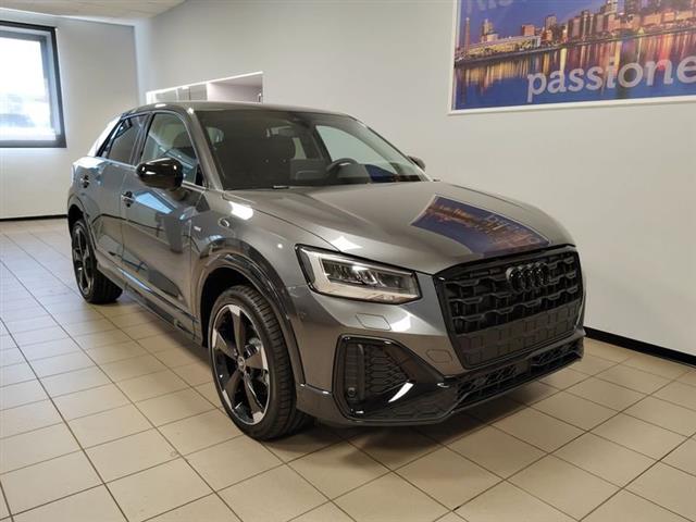 AUDI Q2 35 TDI S tronic Identity Black