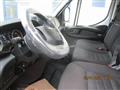 IVECO DAILY 70C18HA8/P BOX + SPONDA Daily 35S16HDV CRV 3.0 HPT PM-TM-DC 5p. Furgone