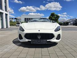 MASERATI GRANCABRIO 4.7 V8 VERSIONE S NOLEGGIO CON TARGA TEDESCA