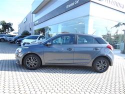 HYUNDAI I20 1.2 84 CV 5 porte Blackline