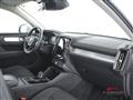 VOLVO XC40 T2 Geartronic Momentum Pro