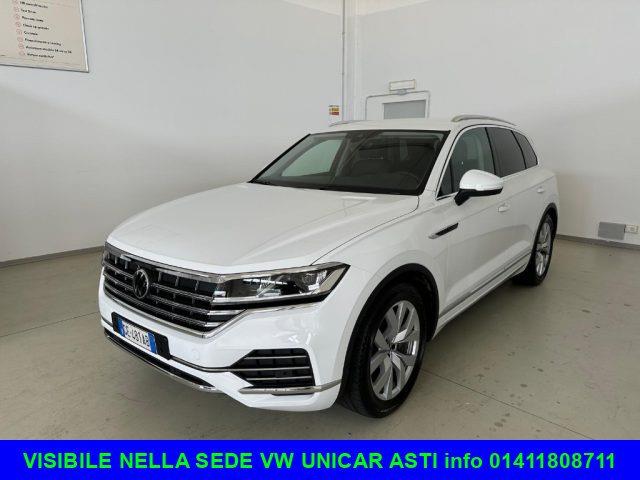 VOLKSWAGEN TOUAREG 3.0 V6 TURBO DIESEL SCR Elegance