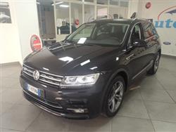 VOLKSWAGEN TIGUAN 2.0 TDI SCR DSG R-LINE FINANZIAMENTO