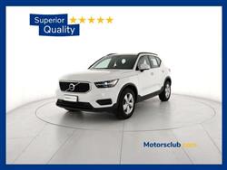 VOLVO XC40 T2 Momentum Core