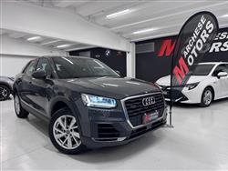 AUDI Q2 40 TDI quattro S tronic Business