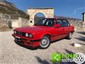 BMW SERIE 3 is 4 porte