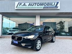 VOLVO XC60 B4 (d) AWD Geartronic Momentum